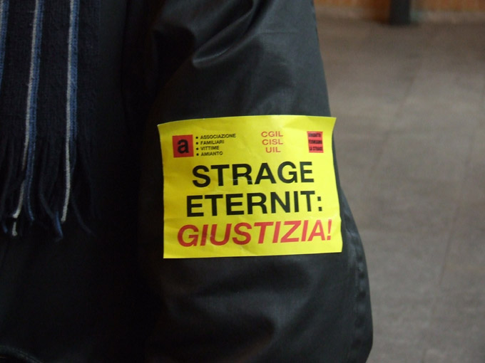 processo eternit - atrio aula  palazzo di giustizia torino